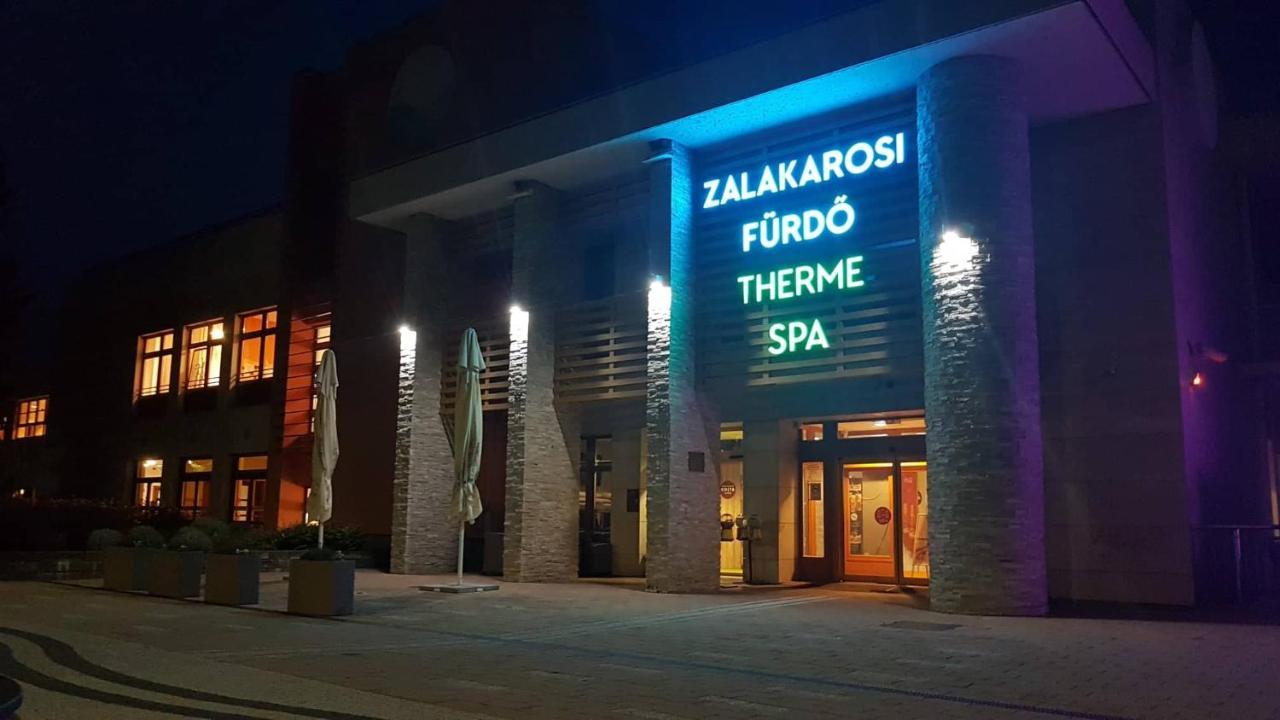 Family Panzio Zalakaros住宿加早餐旅馆 外观 照片